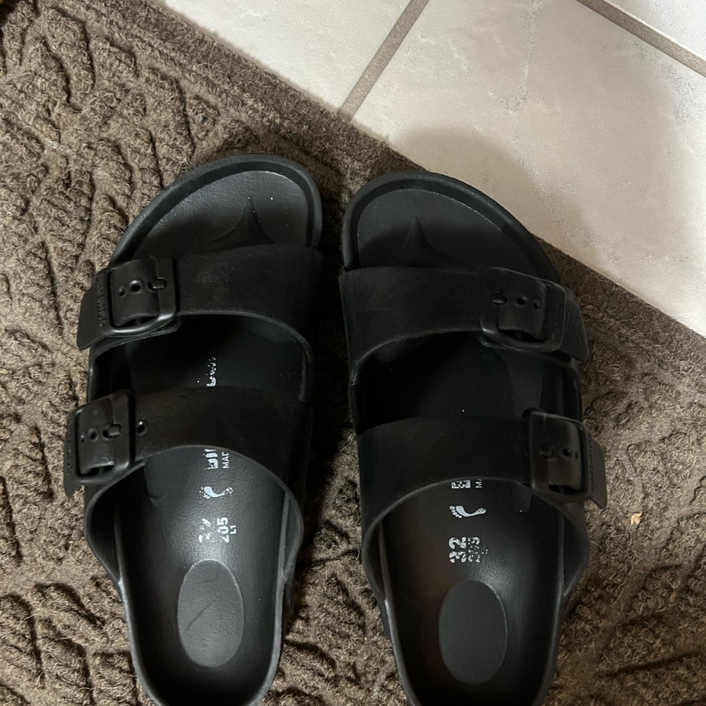 Birkenstock Kids Black Sandals